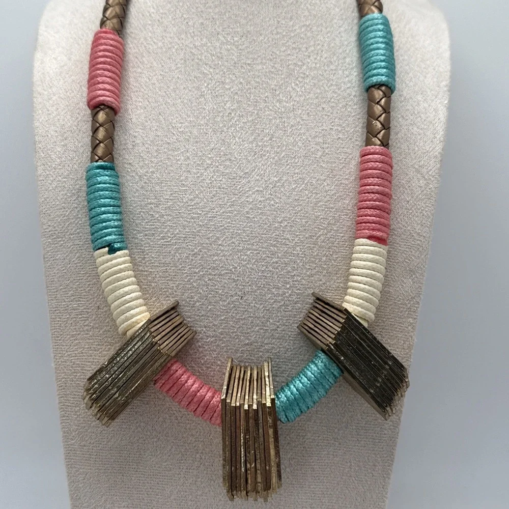 Vintage 80's Woven Gold/Brass Rope Metal Stacked Beads Statement Necklace 18